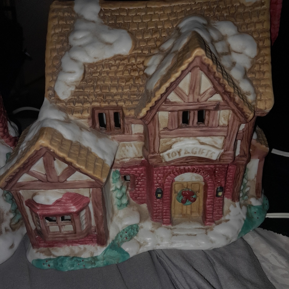 Mervyns village Square Light up house